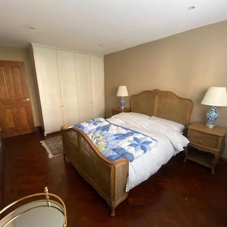 2 Double Bedroom Charming Chelsea Apartment لندن المظهر الخارجي الصورة